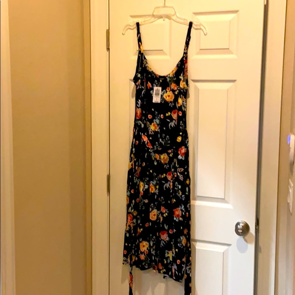 Sleeveless flower print dress - Picture 1 of 4